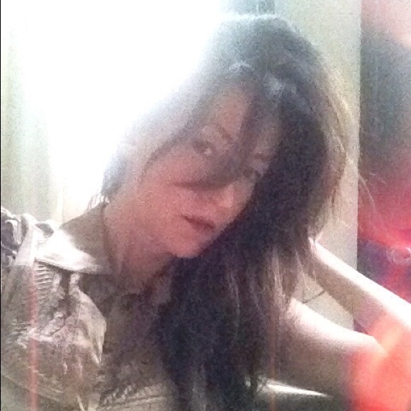 Meet your Posher, Amie - Picture 6 of 6